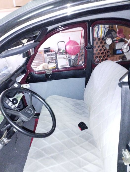 Citroen 2CV em muito bom estado