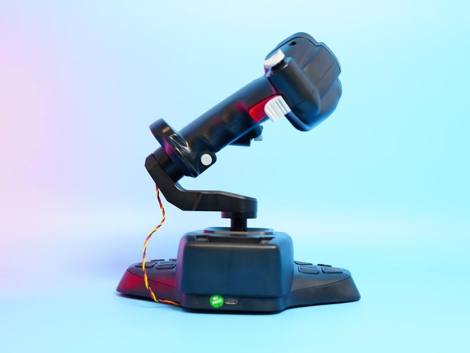 WINWING URSA MINOR Space HOSAS — правосторонний джойстик для управлени