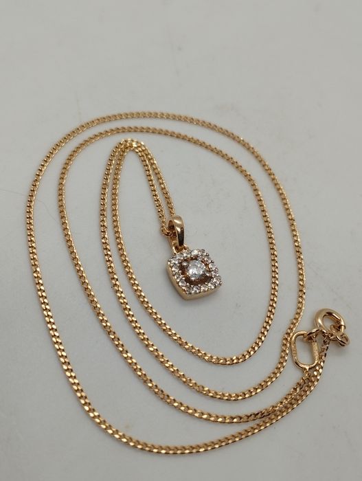 Золотая тонкая цепочка с кулончиком 45 см  1.52 грамма