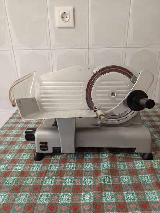 Fiambreira para vender