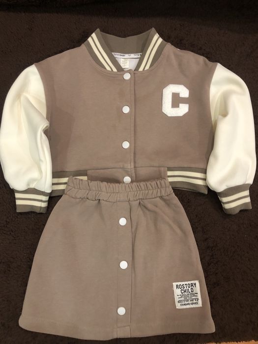 Костюм для дівчинки