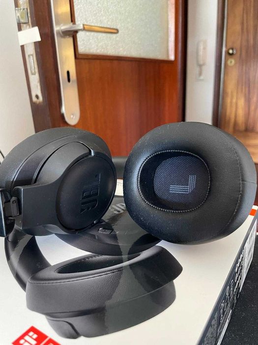 Fone JBL Tune 720BT – Pouco Usado