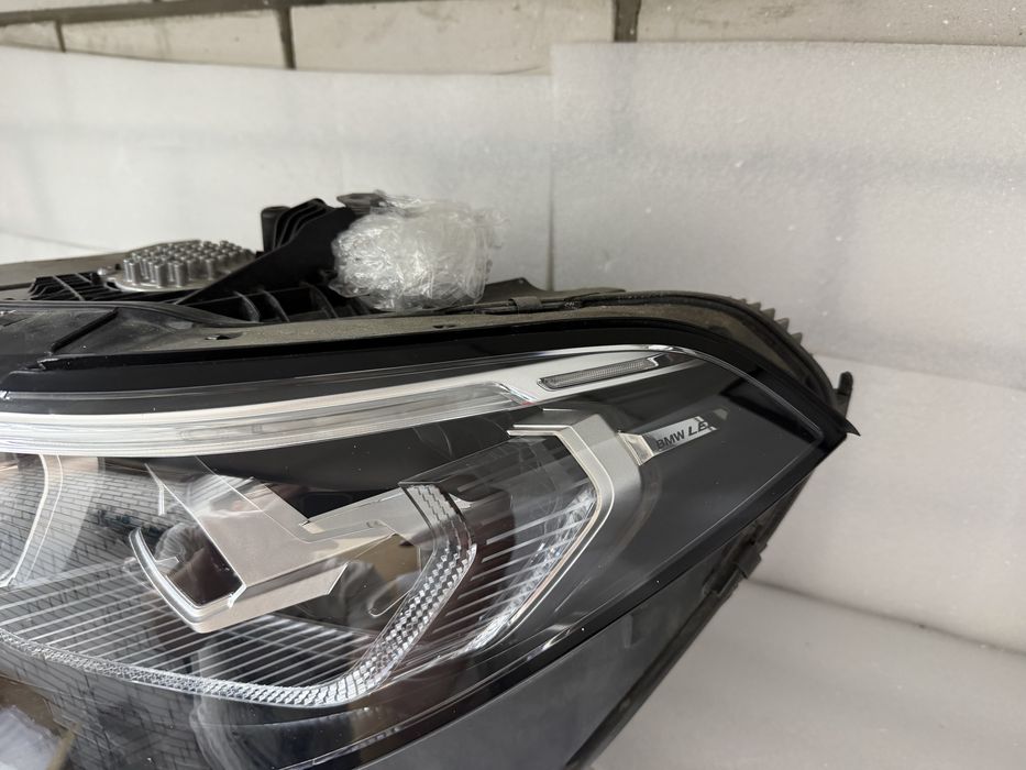 Фари фара передняя BMW X7 G07 USA Adaptive Led