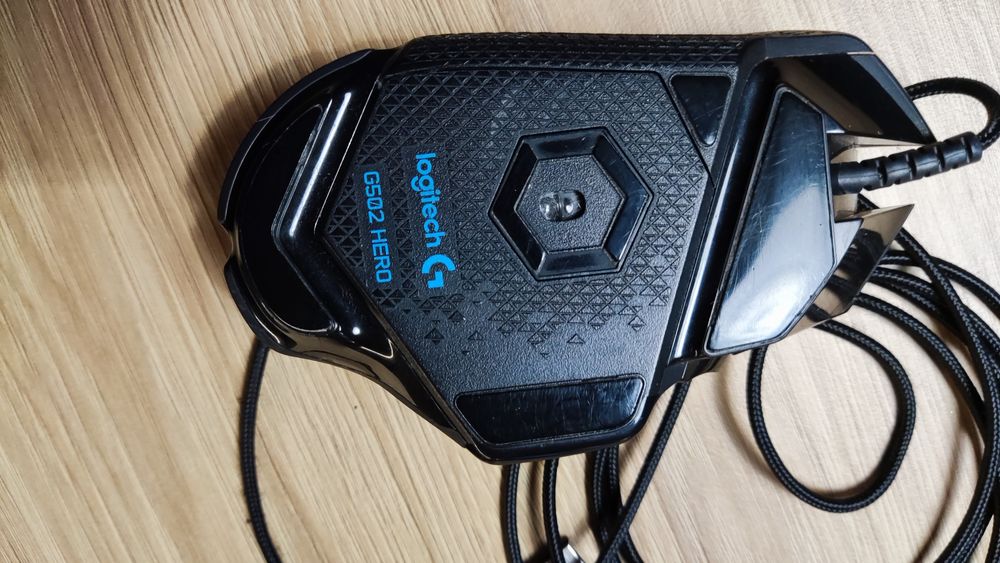 Logitech G502 HERO Mysz gamingowa – przewodowa, bardzo dobry stan