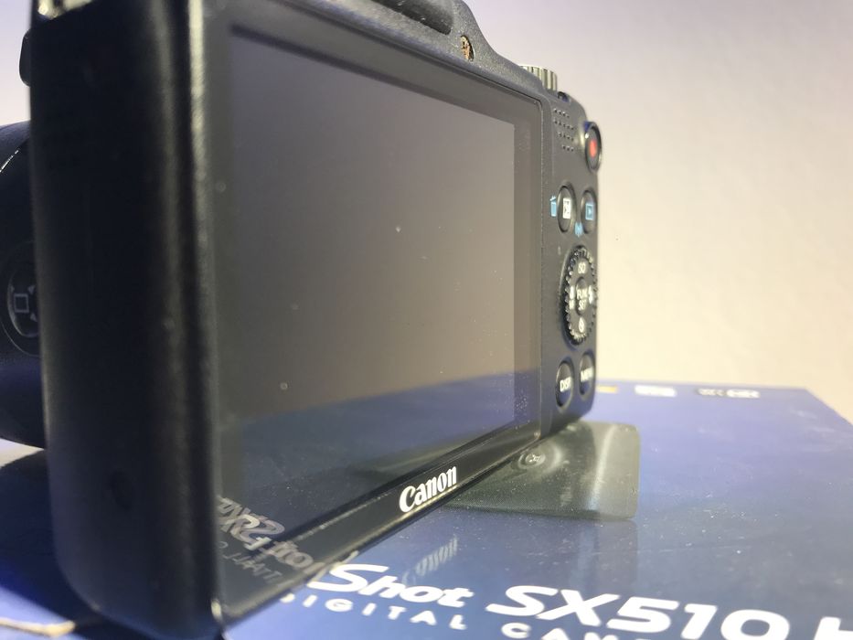 Canon SX510HS Bridge Camera with WiFi and 30x Optical Zoom (Like New)64409384309249124