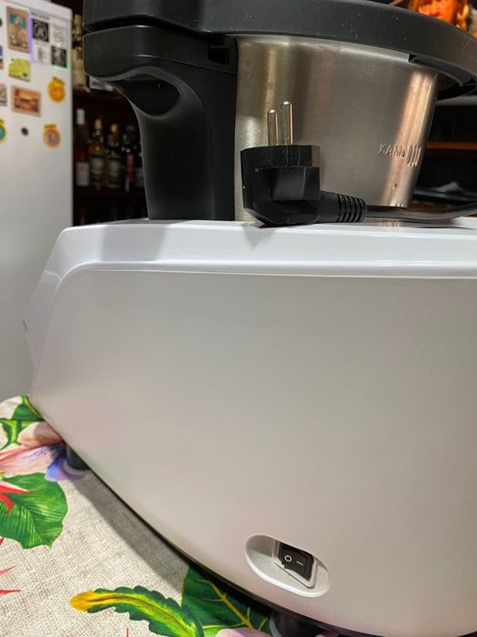 Robot de cozinha monsieur cuisine Lidl com muito pouco uso