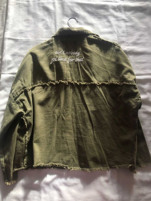 Casado verde Stradivarius