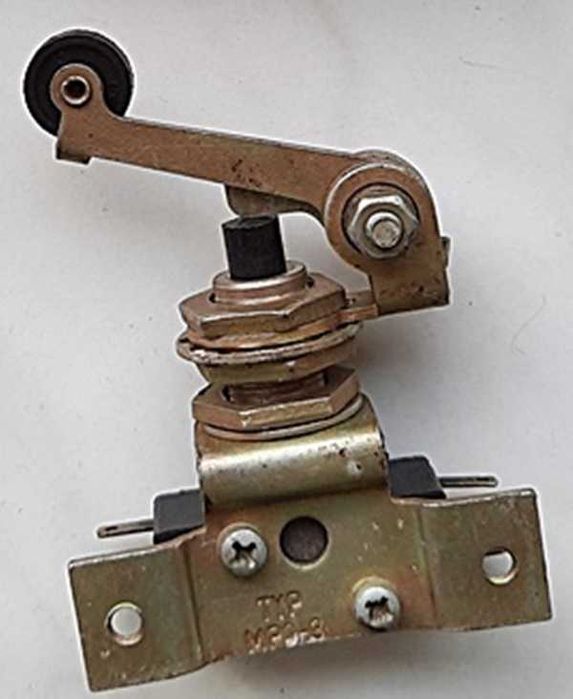 Wyłącznik krańcowy MPO - 3 , 10 A 380 V