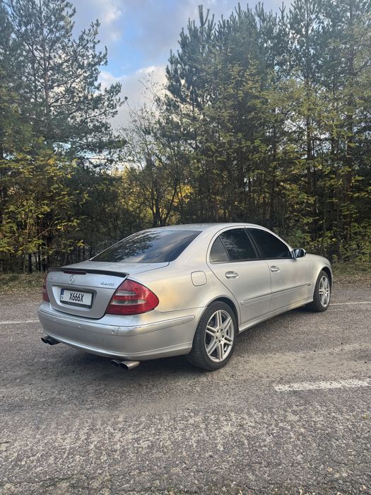 Продам Mercedes W211