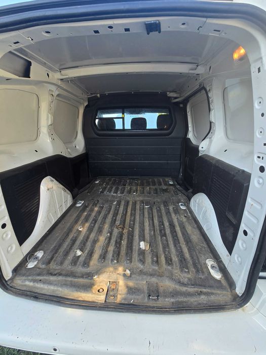 Peugeot Partner 1.6, dostawcze, 3 osoby