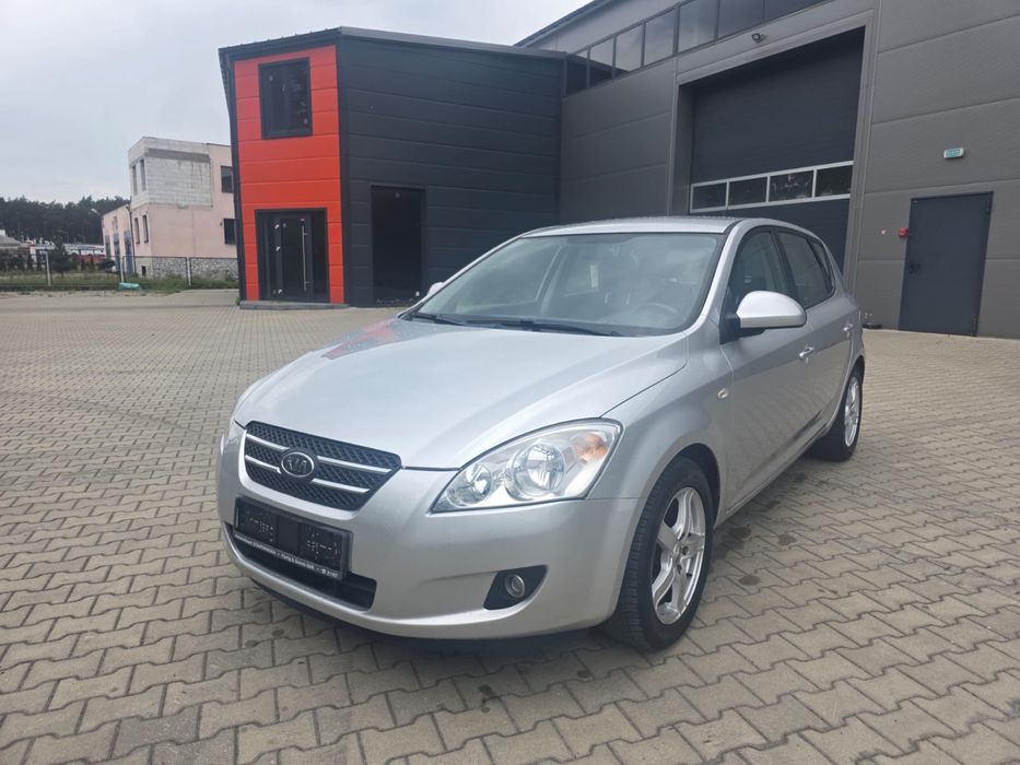 Kia Ceed 1.6 benz 2008r Klima Maly przebieg