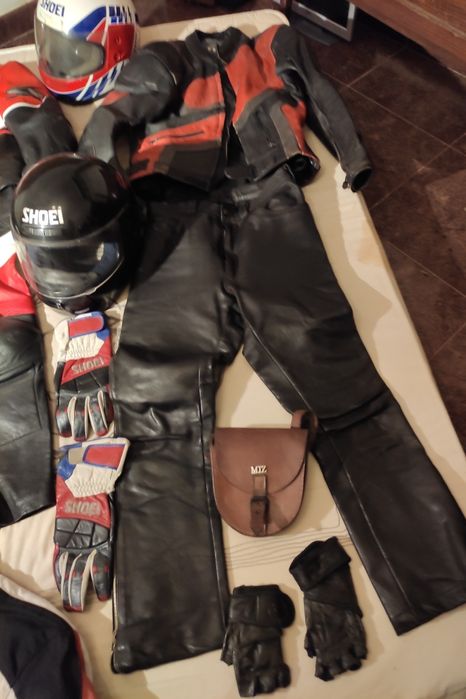 Capacetes /luvas /Fatos Moto