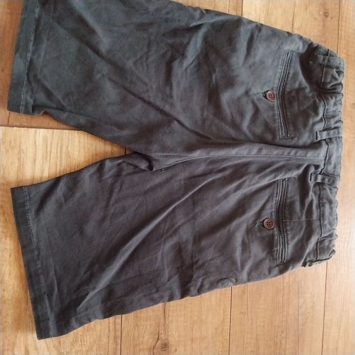 Spodenki szorty r. 146-152 eleganckie