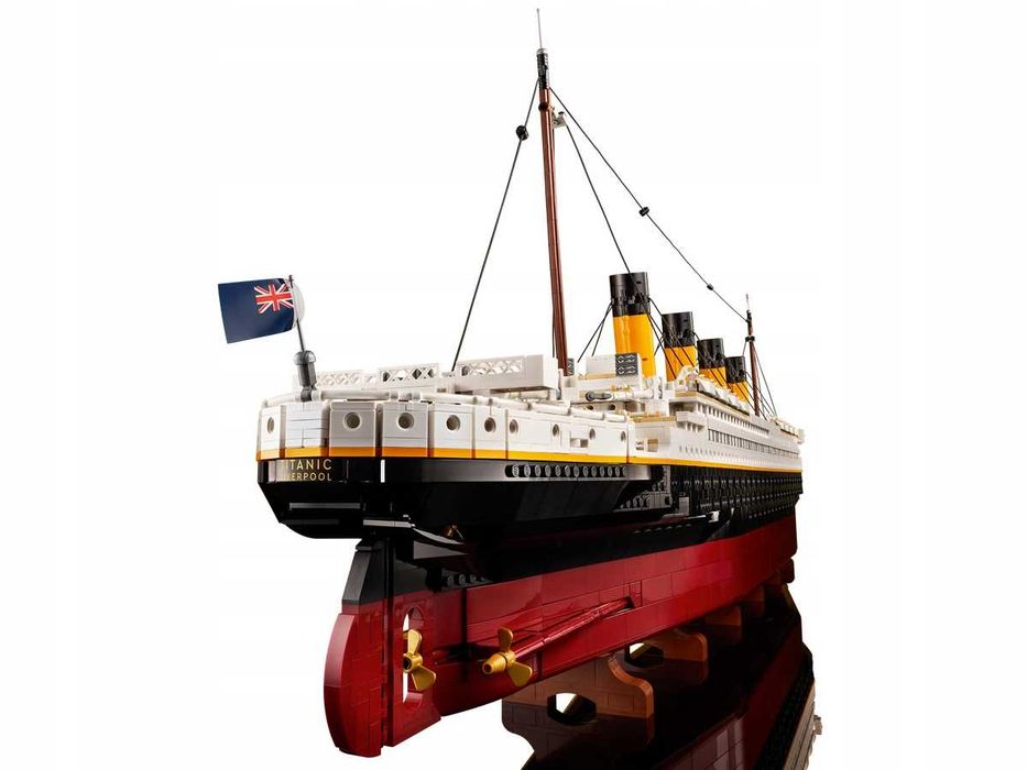 10294 - LEGO ICONS - Titanic