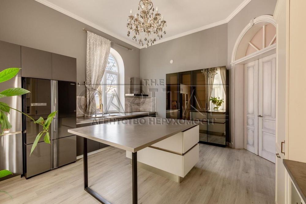 Оренда видового, автономного особняка в Козині Перша здача