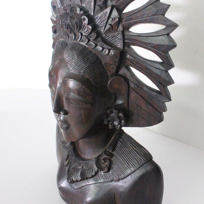 Escultura Ébano - Busto Bailarina Bali