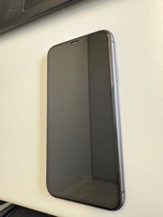 iPhone 11 64GB Preto — Bom Estado — Bateria 79% — Desbloqueado