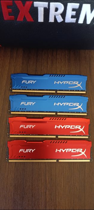 Оперативка Fury HyperX DDR3-1600МГц.