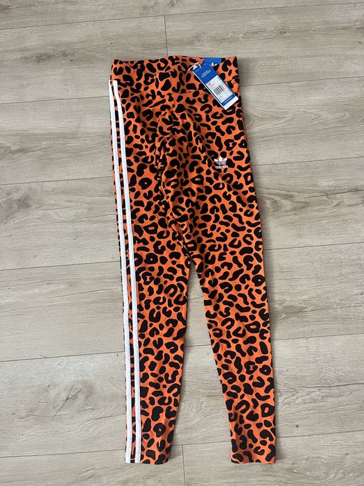 Леопардові легінси Adidas