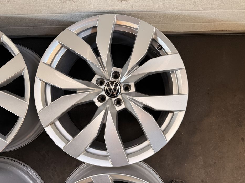 Felgi aluminiowe 20” 5x112 VW Touareg