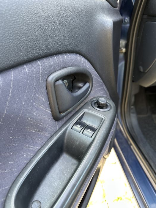 Renault Clio 1.4 16v