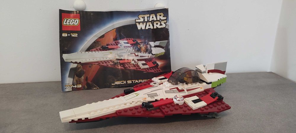LEGO Star Wars 7143 (Jedi Starfighter)