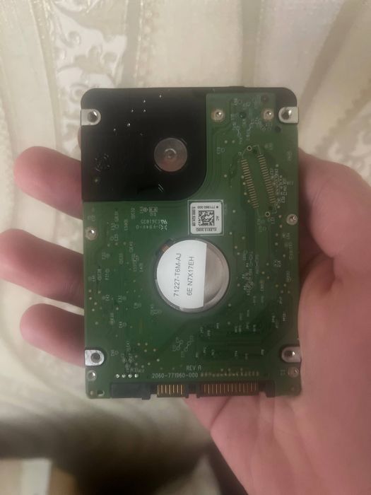 Жорсткий диск на 1 терабайт