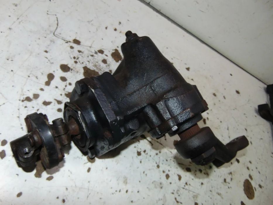 Mercedes W123 caixa de direção/Braços
