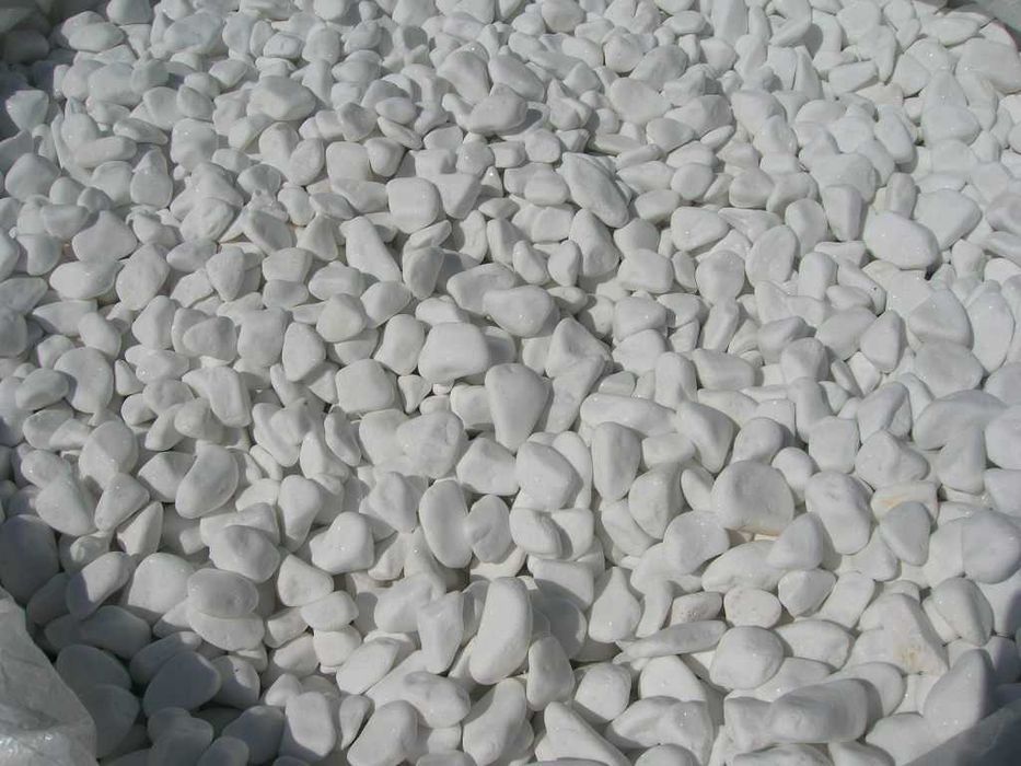 Grys  śnieżno biały, grysy ,kamień do ogrodu