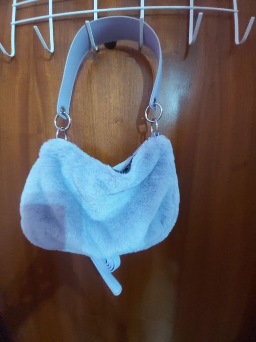 Mala com pêlo da primark nova com etiqueta