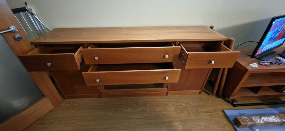 Aparador de Sala em Madeira