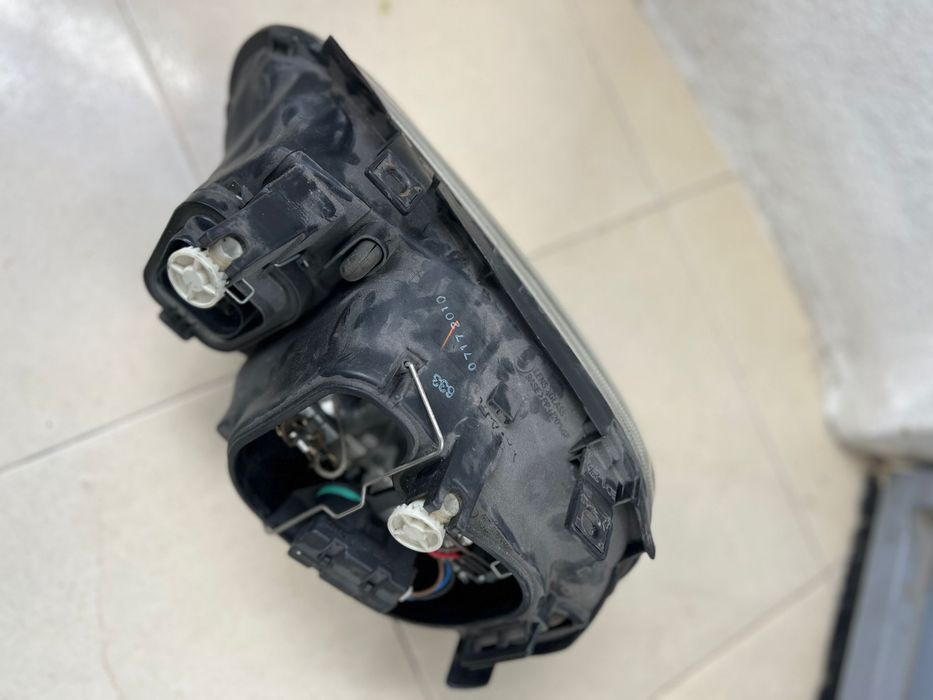 Farol VW Golf IV c/ nevoeiro