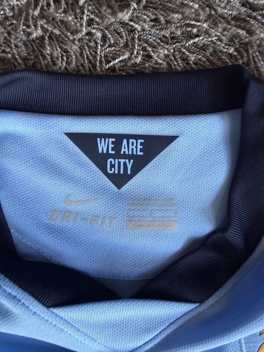 Camisola Manchester City 2014/15 Principal – Agüero #16 – Tamanho L