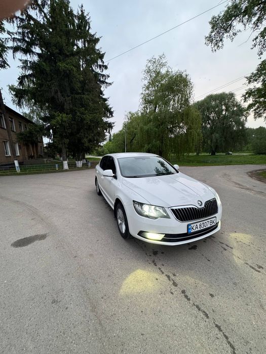 Skoda Superb 2014 VIN TMBAB43T3EB301028 фото оголошення 10 з 24