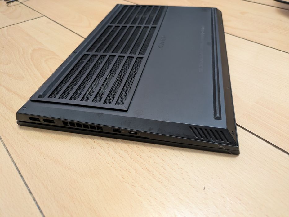 Hp OMEN 15-ek0013dx  i7-10750H/16GB/256GB/RTX2060 6GB
