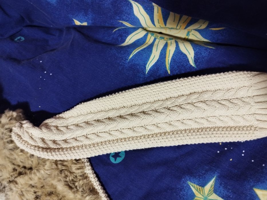 Sweterek dla dziewczynki