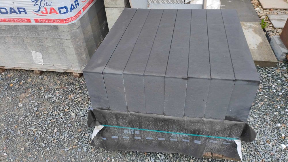 Filar podstawa pod pompę piec 90x30x11 stopień schody palisada beton