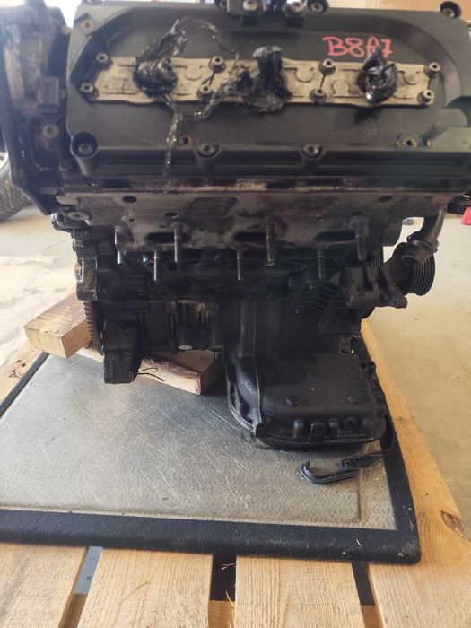 Silnik słupek 3.0 Tdi 240 KM CCW CCWA Audi A4 B8