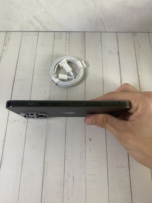 iPhone 13 pro 256GB 100%