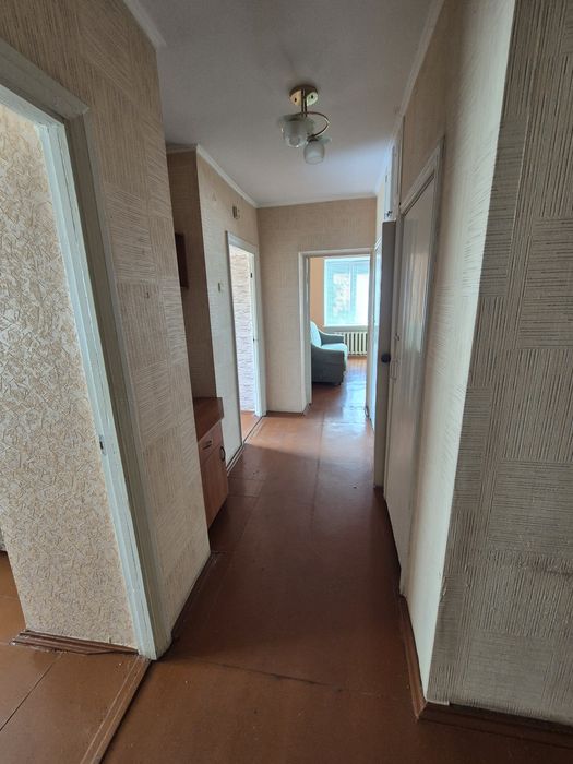 Продам пів будинку