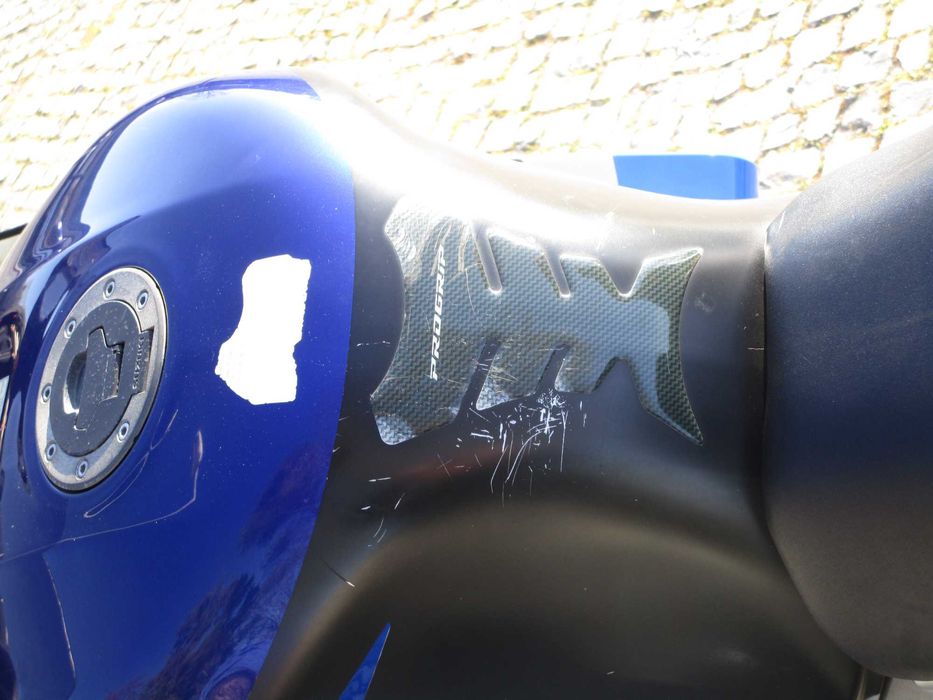 suzuki gsxr-1000 k2 2001