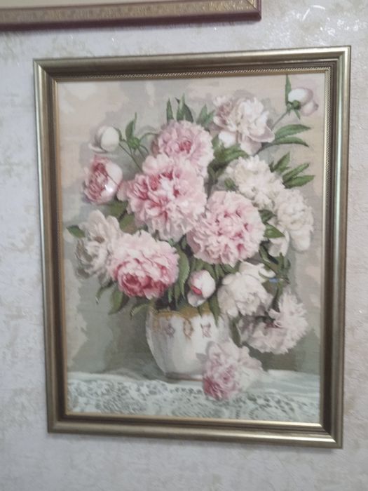 Картина"Пионы" с полной зашивкой