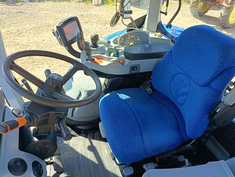 New Holland T7.270