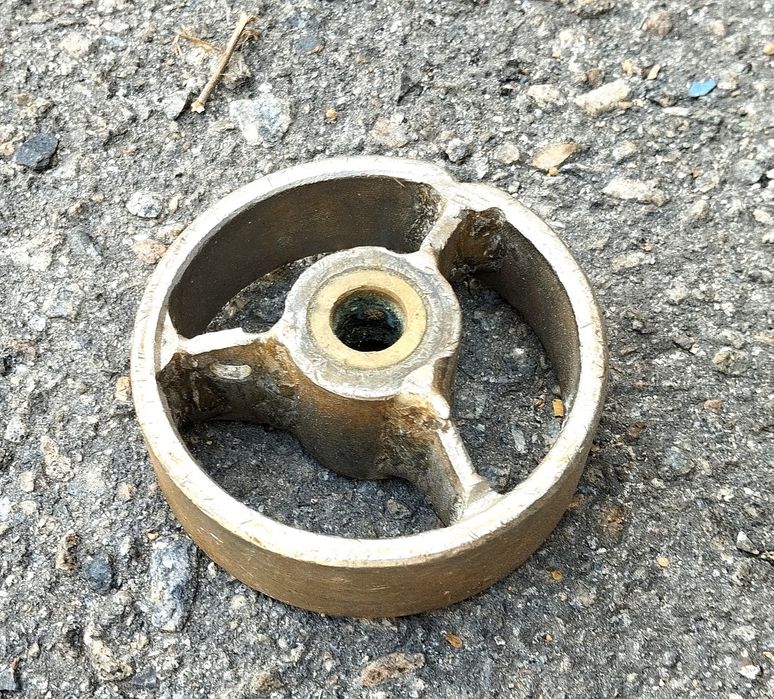 Подпорка пальца шнека мясорубки Волчек 82 мм