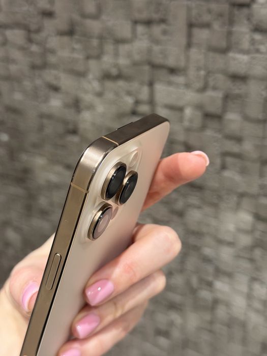 Iphone 16 pro max 256 e-sim