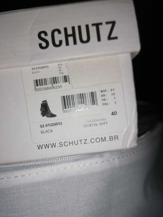 Botas Pretas SCHUTZ, Lindas