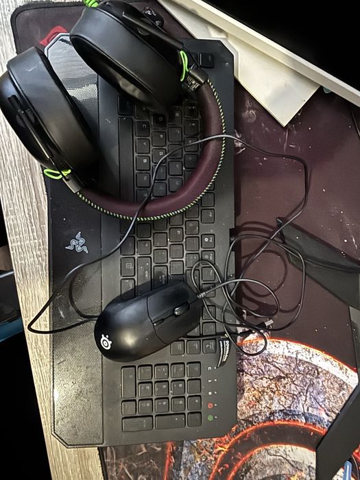 Mocny PC do gier RTX 4070 + 2 monitory + akcesoria – gotowy setup