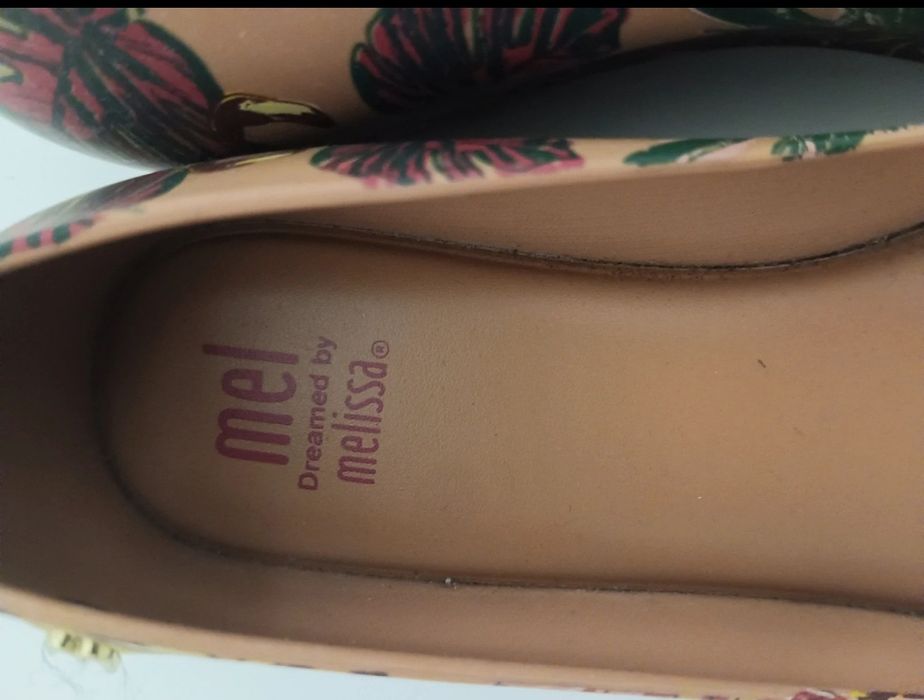 2 pares Sapatos Melissa
