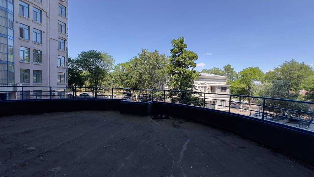 Аренда 3-ком. квартиры с террасой в ЖК Мерседес | 200 м² у моря. 1I18