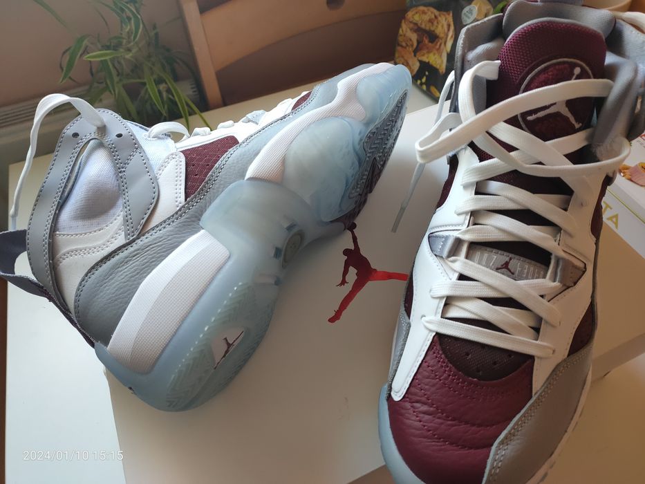 Jordan Jumpman Two TREY